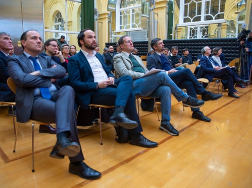 Alla presentazione odierna hanno preso parte anche gli assessori (da sinistra) Giuliano Vettorato, Philipp Achammer, Massimo Bessone e Daniel Alfreider. (Foto: ASP/Fabio Brucculeri)