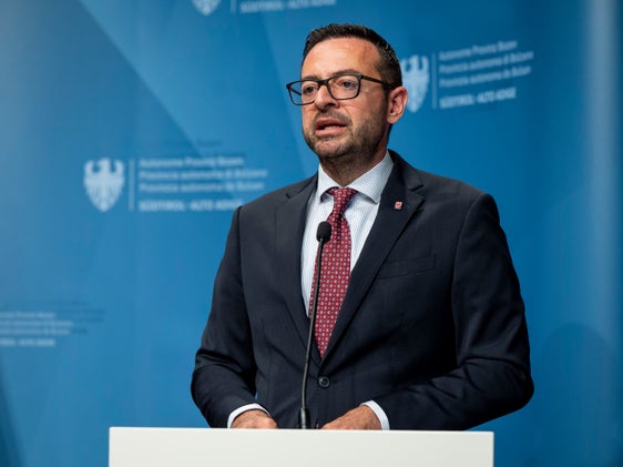 Eine neue Fördermaßnahme, die auf Vorschlag von Landesrat Marco Galateo gutgeheißen wurde, sieht die Unterstützung von Unternehmen bei der Durchführung von Vorhaben und Veranstaltungen vor, die einen Mehrwert für das gesamte Land bringen. (Foto: LPA/Fabio Brucculeri)