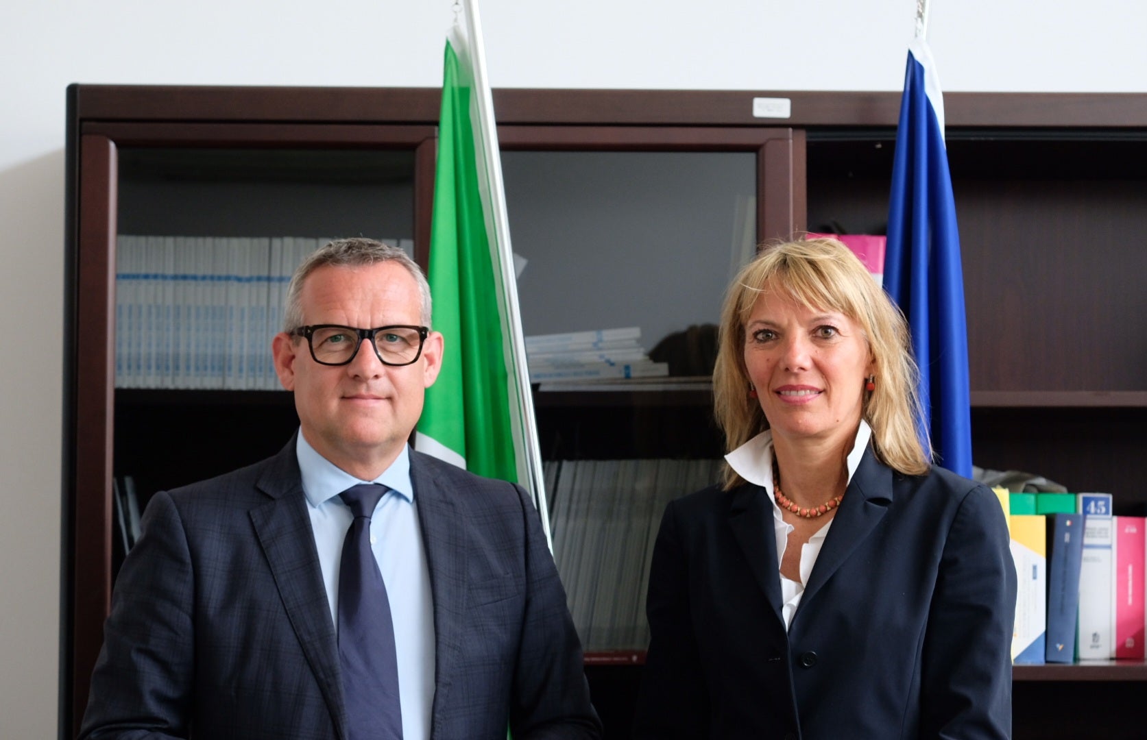L’assessore alle Opere pubbliche e alla Valorizzazione del patrimonio, Christian Bianchi, ha incontrato la presidente del Tribunale di Bolzano, Francesca Bortolotti. (Foto: ASP/Gianluca Crocco)