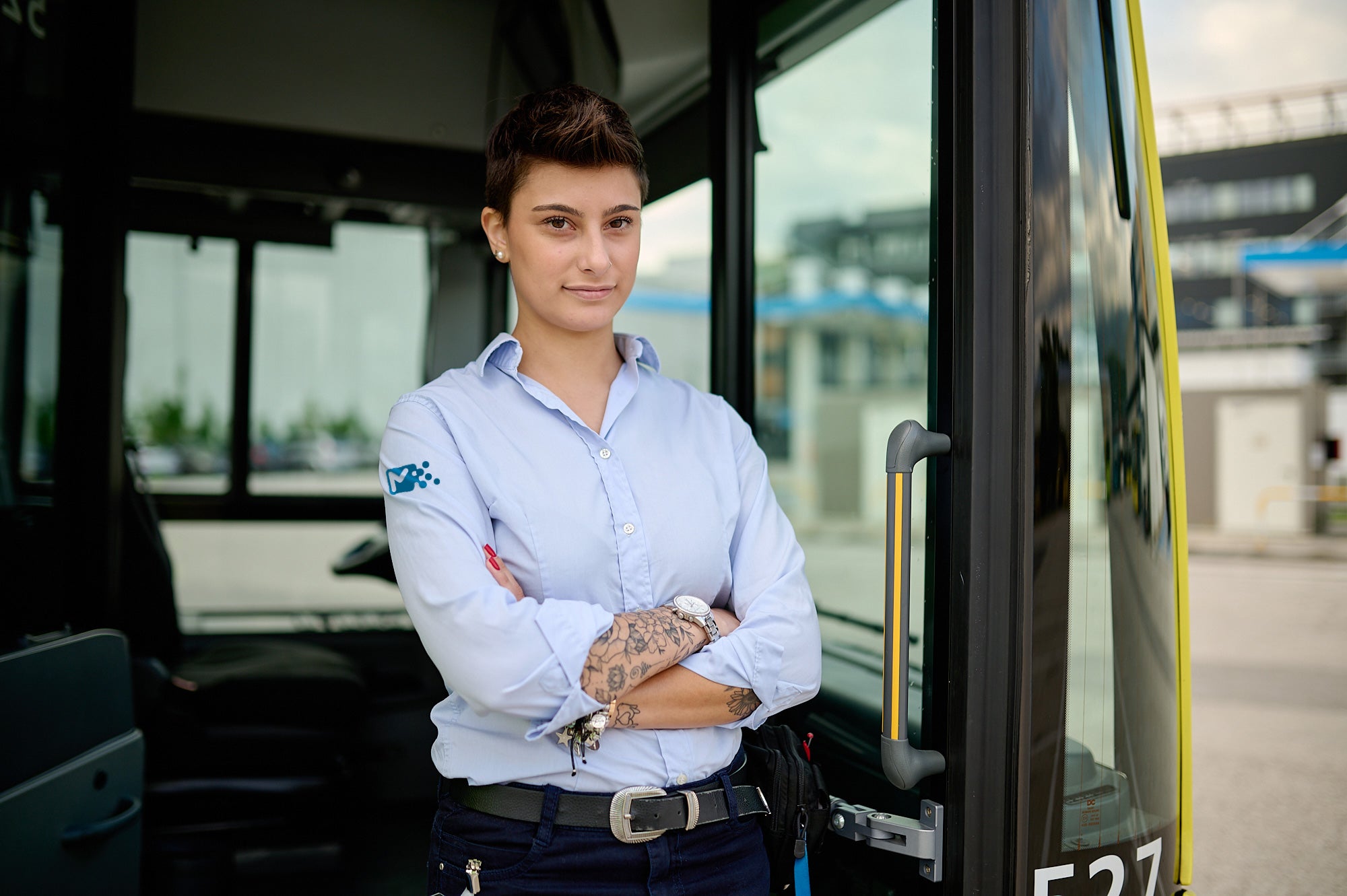 In futuro tutte le conducenti e i conducenti di autobus del trasporto pubblico locale saranno dotati di uniformi. La Giunta provinciale ha approvato i criteri per i relativi contributi. (Foto: Sasa)