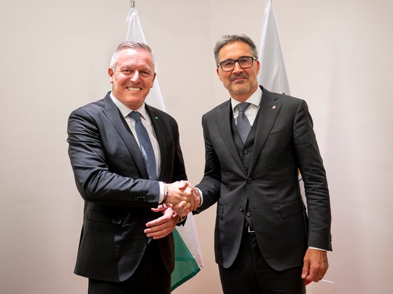 Il 27 ottobre il governatore della Stiria Mario Kunasek e il presidente Arno Kompatscher si sono incontrati a Bolzano per uno scambio di opinioni sulla situazione della Stiria e dell'Alto Adige. (Foto: USP/Fabio Brucculeri)