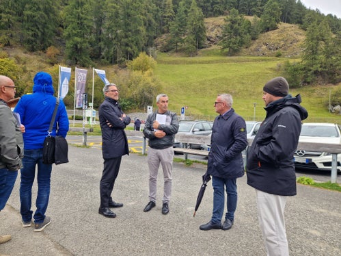 Il presidente Kompatscher e l'assessore Bianchi hanno effettuato un sopralluogo a Curon Venosta. (Foto: USP/Gianluca Crocco)
