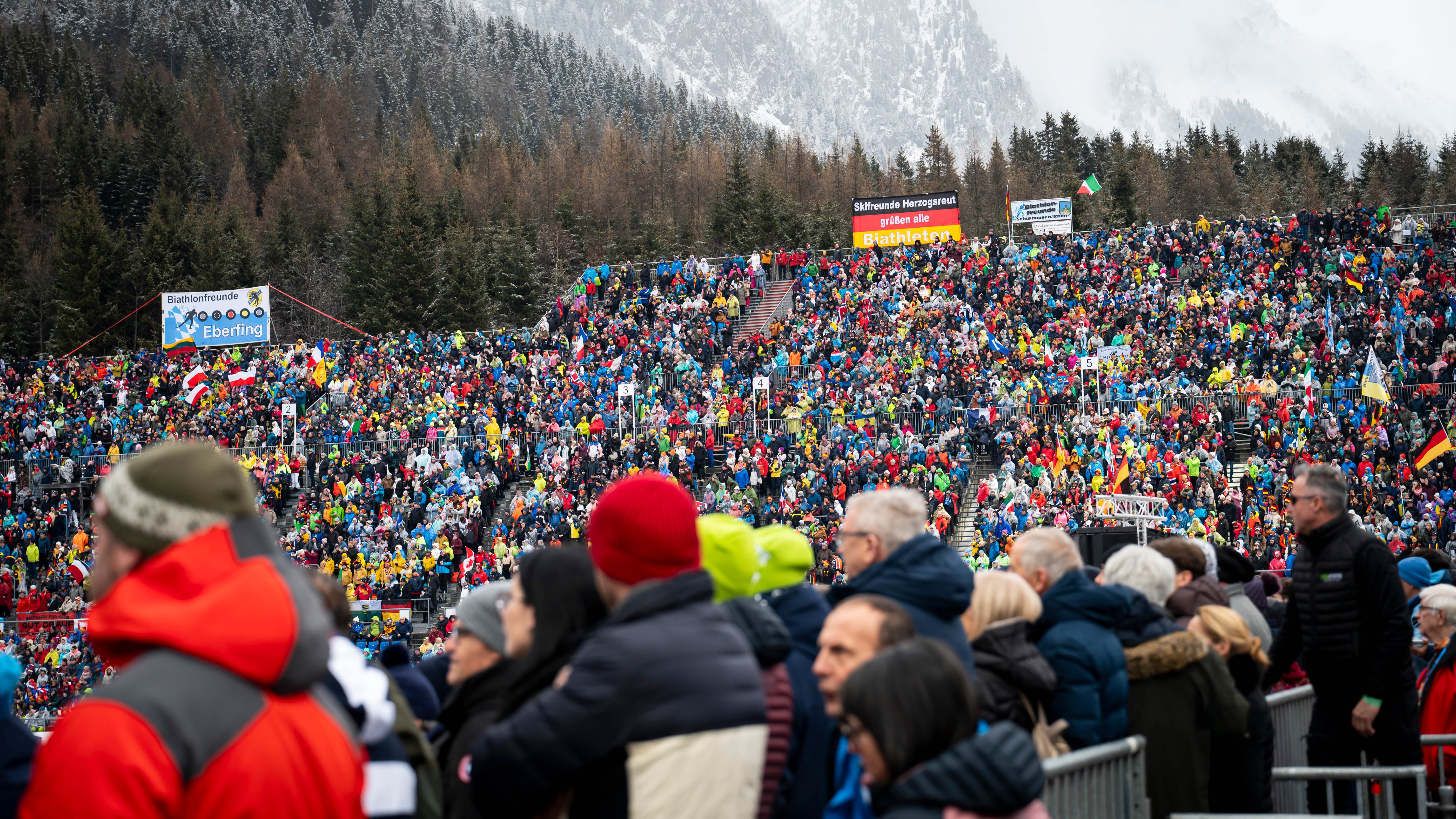 Damit olympische Infrastrukturen langfristig genutzt werden können, müssen Austragungsorte so genannte Legacy-Pläne erstellen. Dies ist auch für die Biathlonarena in Antholz der Fall. Die Landesregierung hat am 20. Mai dem Dokument zugestimmt. (Foto: LPA/Fabio Brucculeri)