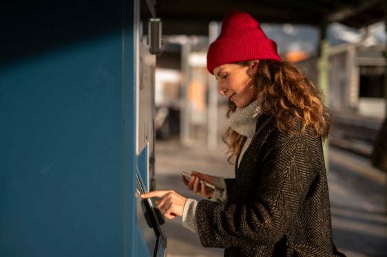 Mit dem 15. Dezember gibt es somit in Südtirol wieder Neuerungen und Anpassungen bei den Fahrplänen für die&nbsp;Züge&nbsp;und&nbsp;Busse&nbsp;im ganzen Land. (Foto: IDM Südtirol-Patrick Schwienbacher)