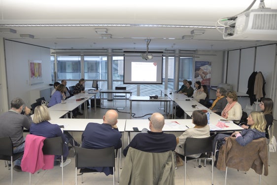 Im Familienbeirat ging es bei der jüngsten Sitzung vor allem ums Thema Kinderbetreuung und anstehende Anpassungen. (Foto: LPA/Hannes Wisthaler)