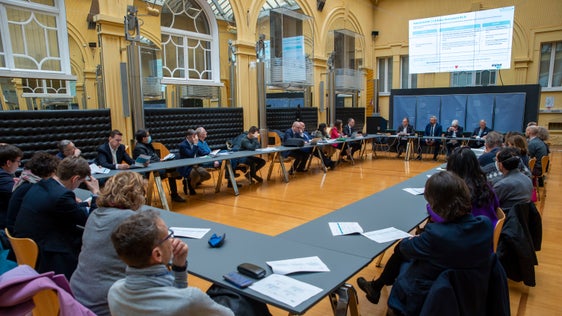 Alle digitalen Daten an einem Ort sammeln und verwalten: Das Data Center wird schrittweise aufgebaut. Am Ende sollen unvorstellbare 11,2 Petabyte bei garantierter höchster Sicherheitsstufe gesammelt sein. Heute wurde das Projekt den Partnern und Interessensvertretern vorgestellt.  (Foto: LPA/Fabio Brucculeri)