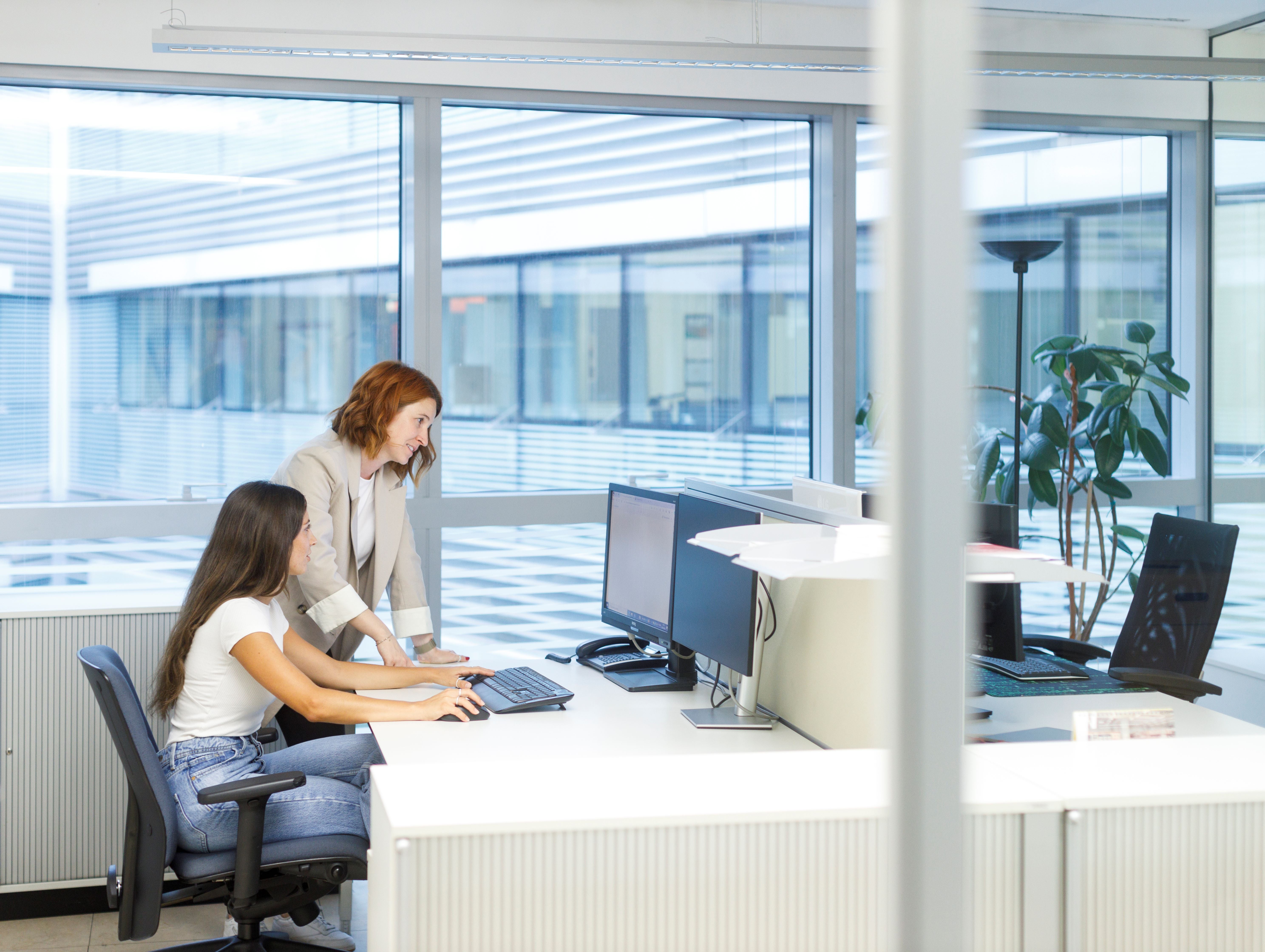 Le nuove collaboratrici e i nuovi collaboratori amministrativi e mediatori del lavoro forniranno in futuro un sostegno attivo agli uffici, alle segreterie scolastiche e alle persone in cerca di lavoro. (Foto: USP/Tiberio Sorvillo)
