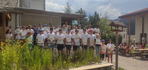 30 frischgebackene "Naturpark Junior Ranger" erhielten beim Naturparkhaus Trudner Horn&nbsp;ihr Diplom. (Foto: LPA/Landesamt für Natur)