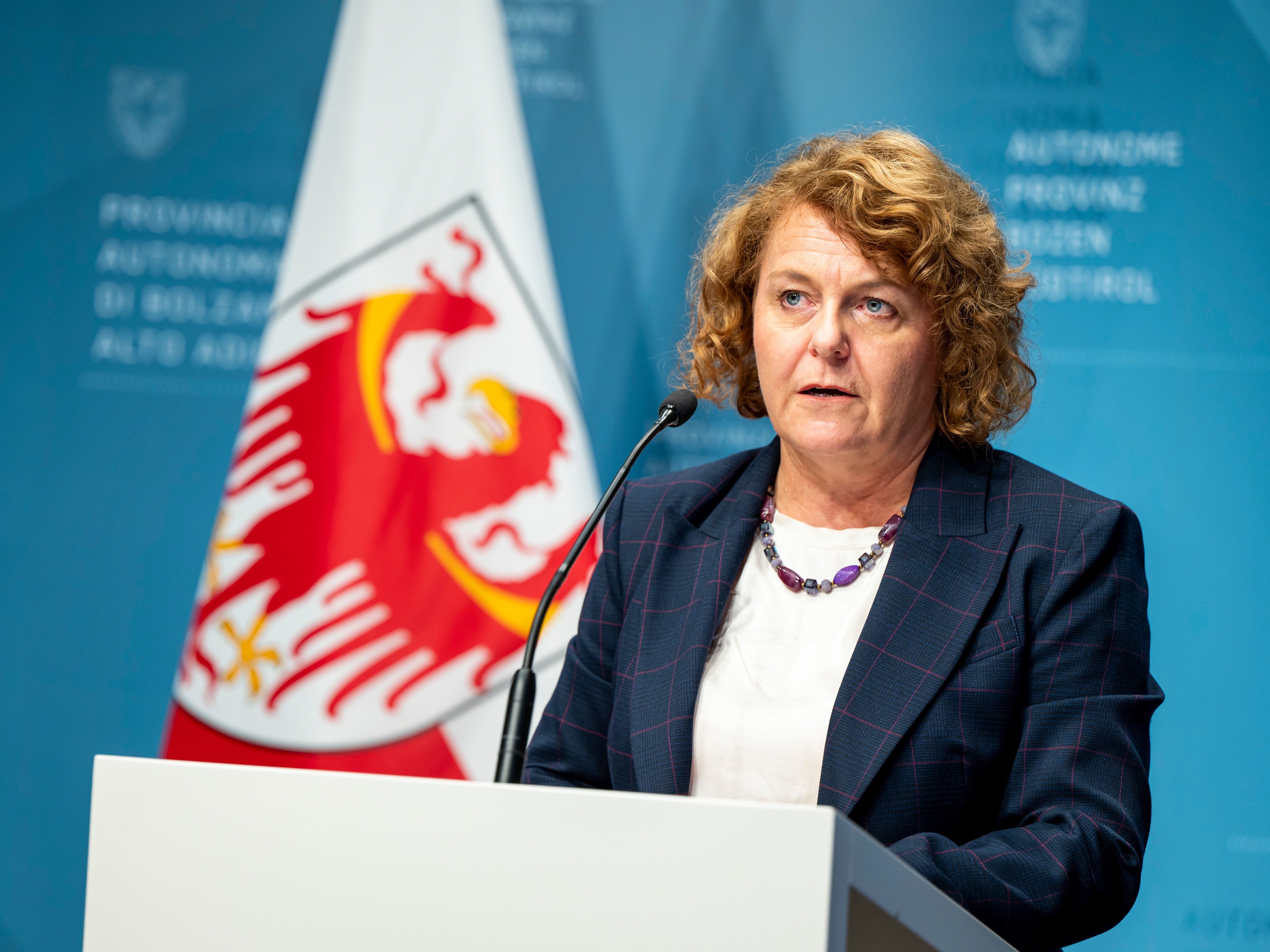 La casa delle opportunità intende colmare le lacune esistenti, ad esempio nel settore degli alloggi di transizione per le donne, per offrire misure di protezione e sostegno.”, ha sottolineato l'assessora provinciale alla Coesione sociale, Famiglia e Volontariato, Rosmarie Pamer. (Foto: USP/Fabio Brucculeri)