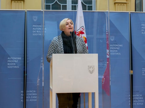 Ihre Religionssensible Schule und den Religionsunterricht für alle, Unterricht im Klassenverband stellte die Direktorin des Schulsprengels Meran/Untermais, Michaela Dorfmann, vor. (Foto: LPA/Fabio Brucculeri)