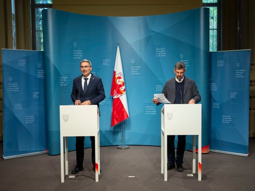 Da sinistra il presidente della Provincia Arno Kompatscher e l'assessore provinciale alle Infrastrutture e alla Mobilità Daniel Alfreider (Foto. ASP/Fabio Brucculeri)