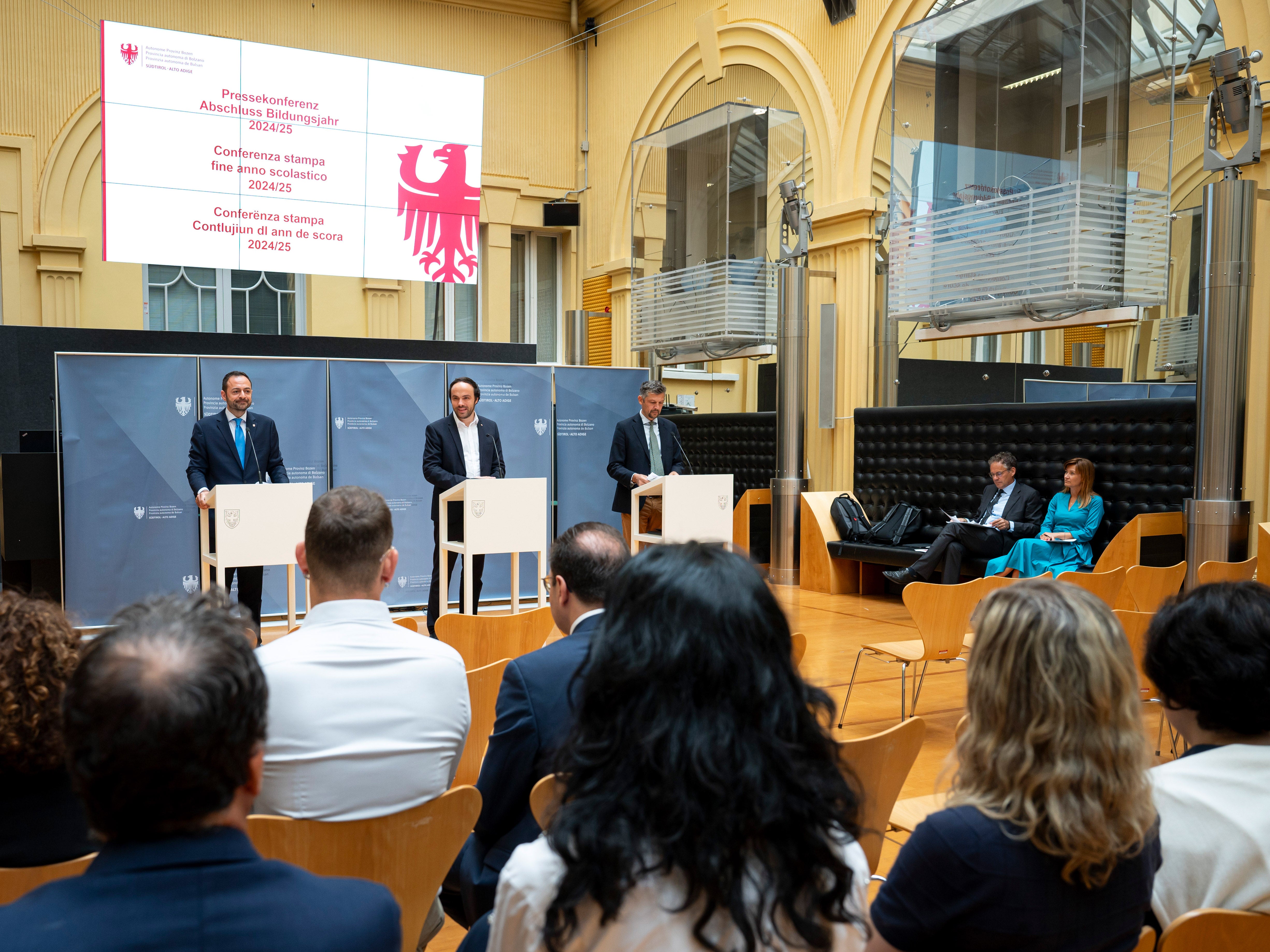 I trëi assessëures per la scola ti à ai 6 de juni dat na udleda de reviers al ann de scola 2024/25. (Foto: USP/Fabio Brucculeri)