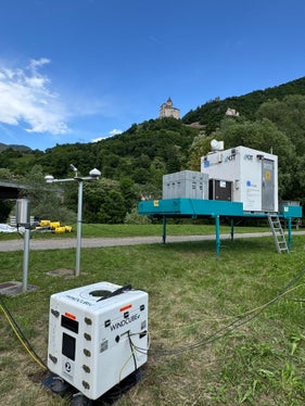 Strumenti di misurazione dell'Istituto di Tecnologia di Karlsruhe KIT per rilevare i flussi a Colma. (Foto: LPA/Karlsruher Institut für Technologie KIT/Andreas Wieser)