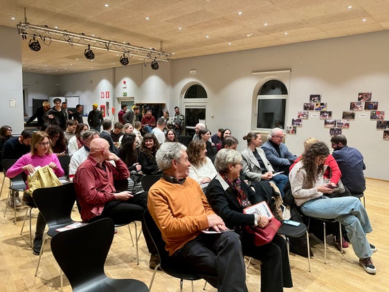Fotoausstellung zum 40-jährigen Jubiläum des Jugendzentrums Connection. (Foto: LPA)