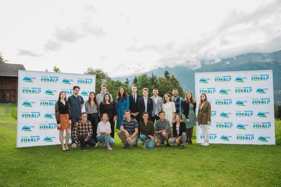 Con il Consiglio EUSALP i giovani possono contribuire attivamente allo sviluppo dell'area alpina. (Foto: Eusalp/Land Tirol)