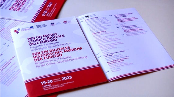 Unter dem Titel Für ein digitales historisches Museum der Euregio. Perspektiven und Projekte für die Online-Vermittlung von Geschichte stand eine umfassende Bestandsaufnahme zur digitalen Geschichtsvermittlung von Tirol, Südtirol und dem Trentino im Mittelpunkt. (Foto: Euregio)