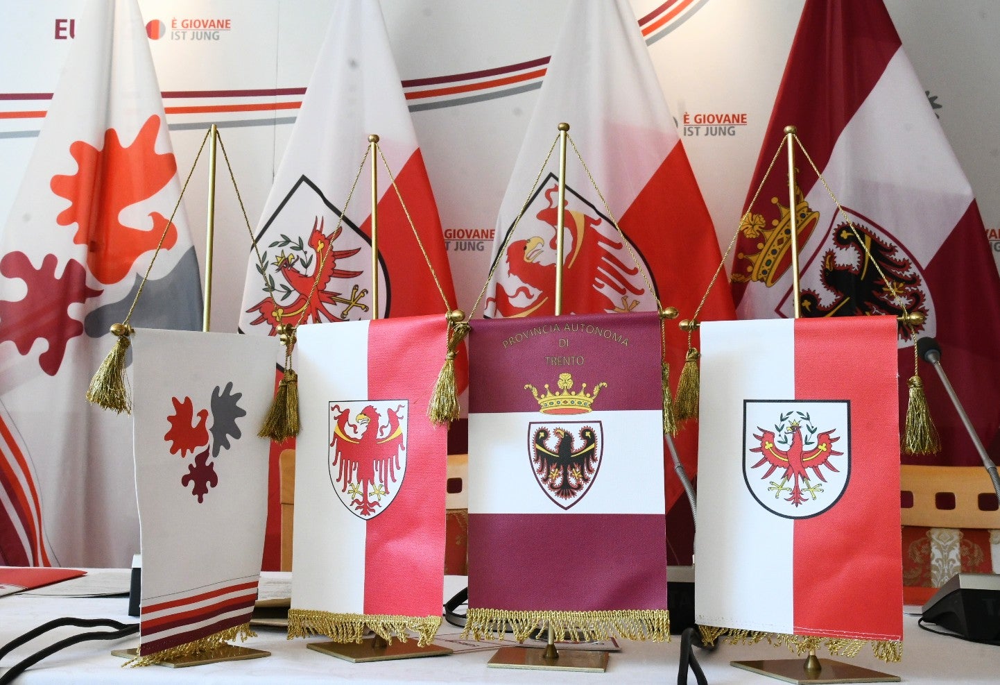 Si è concluso oggi (28 settembre) il biennio di presidenza trentina dell’Euregio Tirolo-Alto Adige-Trentino, con la 31a seduta di Giunta del GECT e la 26a Assemblea (Foto: Euregio/Ufficio stampa della Provincia di Trento)