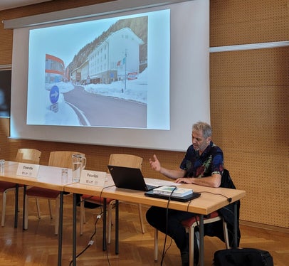 Hans Karl Peterlini dell'Università di Klagenfurt (Foto: Euregio/Nicole Zambanini)