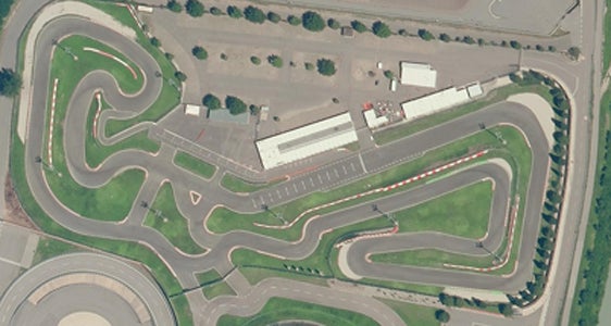 Der Safety Park in Pfatten im Orthofoto (Quelle: Geobrowser Maps)