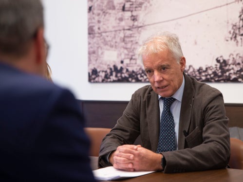 Alberto Rizzo, Kabinettchef des Justizministeriums, im Gespräch mit Landeshauptmann Kompatscher (Foto: LPA/Fabio Brucculeri)