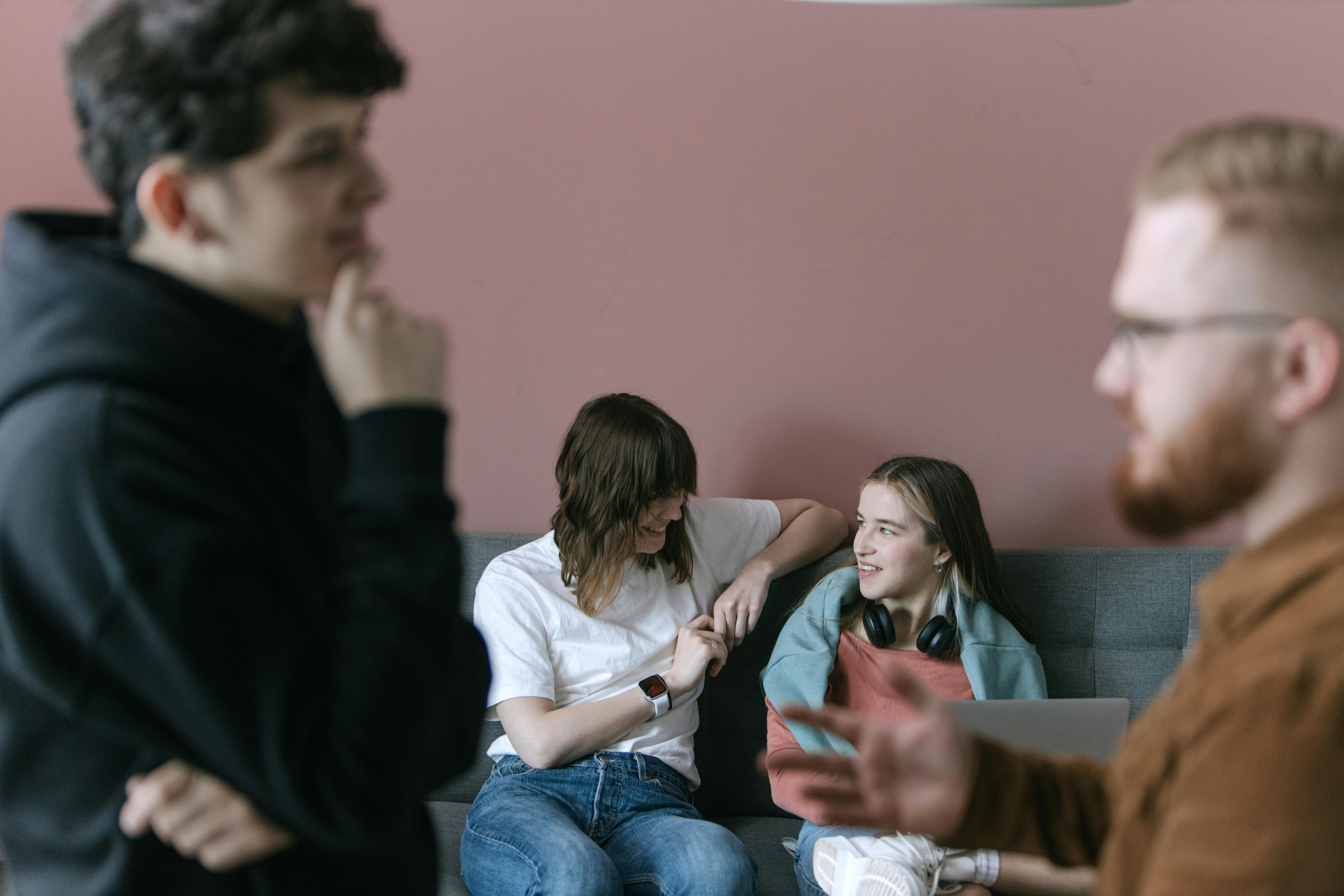 Mit dem neuen ESF+-Aufruf können auch Projekte zugunsten von Jugendlichen gefördert werden, die gefährdet oder von Marginalisierung bedroht sind. (Foto: www.pexels.com/Das Foto darf nur in Zusammenhang mit der Pressemitteilung verwendet werden.)