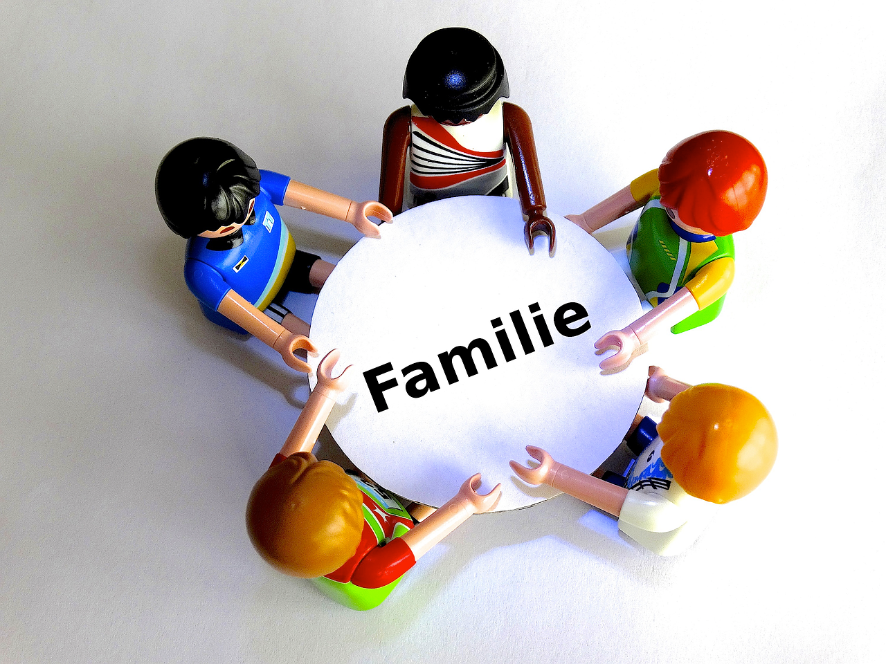 Die Landesregierung hat am 18. Februar die Neuregelung der Finanzierung der Familienberatungsstellen beschlossen; damit können die Stellen künftig erweiterte Leistungen anbieten. (Foto: Pixabay – Das Symbolbild darf nur im Zusammenhang mit dieser Aussendung verwendet werden)