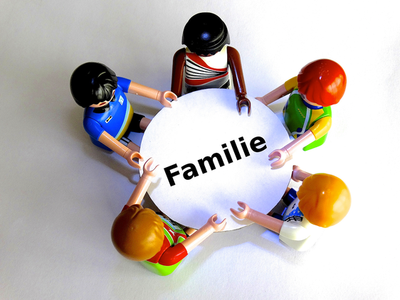 Die Landesregierung hat am 18. Februar die Neuregelung der Finanzierung der Familienberatungsstellen beschlossen; damit können die Stellen künftig erweiterte Leistungen anbieten. (Foto: Pixabay – Das Symbolbild darf nur im Zusammenhang mit dieser Aussendung verwendet werden)