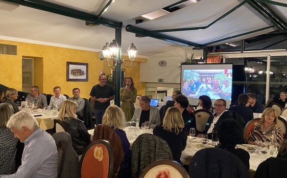 Die jüngst in den Ruhestand getretenen Führungskräfte im Bildungsbereich sind gestern (18. Oktober) in Brixen von Landesrat Philipp Achammer, Bildungsdirektor Gustav Tschenett und Landesschuldirektorin Sigrun Falkensteiner verabschiedet worden. (Foto: LPA/Martina Winkler)