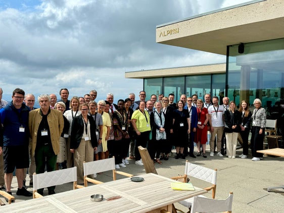Gemeinsam Lösungen für nachhaltige Mobilität besprochen hat eine Delegation aus Norwegen und Schweden mit  Vertretern des Landes, des Mobilitätskonsortiums und der Gemeinden kürzlich in Bruneck und am Kronplatz. (Foto: LPA)