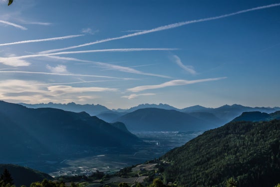 Bild des Monats Juli 2026: das Etschtal (Foto: LPA/Martin Geier)