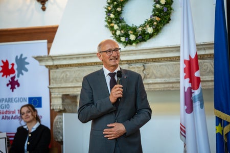 Euregio-Präsident, Landeshauptmann Mattle: Der Euregio-Gedanke muss bereits bei Kindern und Jugendlichen gelebt werden. (Foto: Land Tirol/Fitsch)