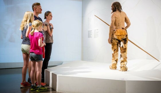 La replica di Ötzi nel Museo Archeologico dell'Alto Adige (Foto: SAM/FlipFlop Collektive)