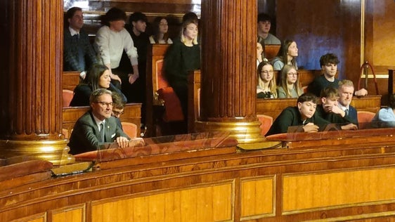 II presidente della Provincia autonoma di Bolzano, Arno Kompatscher, ha assistito all'approvazione, da parte del Senato della Repubblica, del ddl di riforma dello Statuto speciale della Regione Trentino-Alto Adige//Südtirol (Foto: USP)