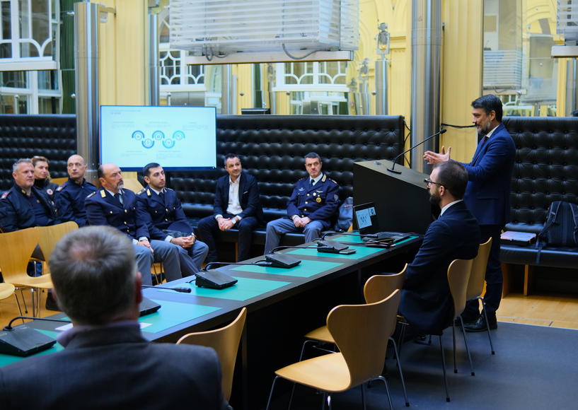 Sicherheit im Netz ist heute wichtiger denn je, wie beim Auftakt der Cybersecurity-Week im Palais Widmann in Bozen betont wurde. (Foto: LPA/Lukas Forer)