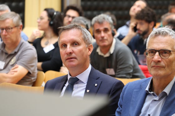 Am 1. Oktober hat die zweitägige Fachtagung MarmoGen begonnen, im Bild Forstwirtschaftslandesrat Luis Walcher und der Direktor der Landesabteilung Forstdienst Günther Unterthiner. (Foto: LPA/Maja Clara)