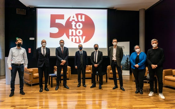 L’evoluzione dell’Autonomia altoatesina negli ultimi decenni e le sfide dei prossimi anni sono state al centro della Matinee dell’Autonomia (Foto: ASP/Eurac Research)