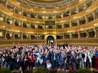 Grande partecipazione al Teatro Sociale di Trento per la Giornata dei Musei dell’Euregio 2026 (Foto: Euregio/Armin Gluderer)