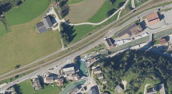 Nella seduta di venerdì 30 ottobre, la Giunta provinciale ha approvato l’aggiornamento del progetto di sistemazione dell’incrocio tra la strada statale della Pusteria (SS 49) e l’accesso al paese di Versciaco di Sopra, nel Comune di San Candido. (Foto: USP/Dipartimento Infrastrutture e Mobilità)