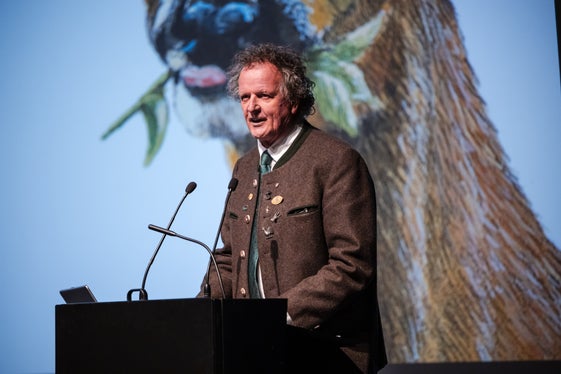 Wir freuen uns über den Nachwuchs: Landesjägermeister Günther Rabensteiner (Foto: LPA/Bernhard Aichner)