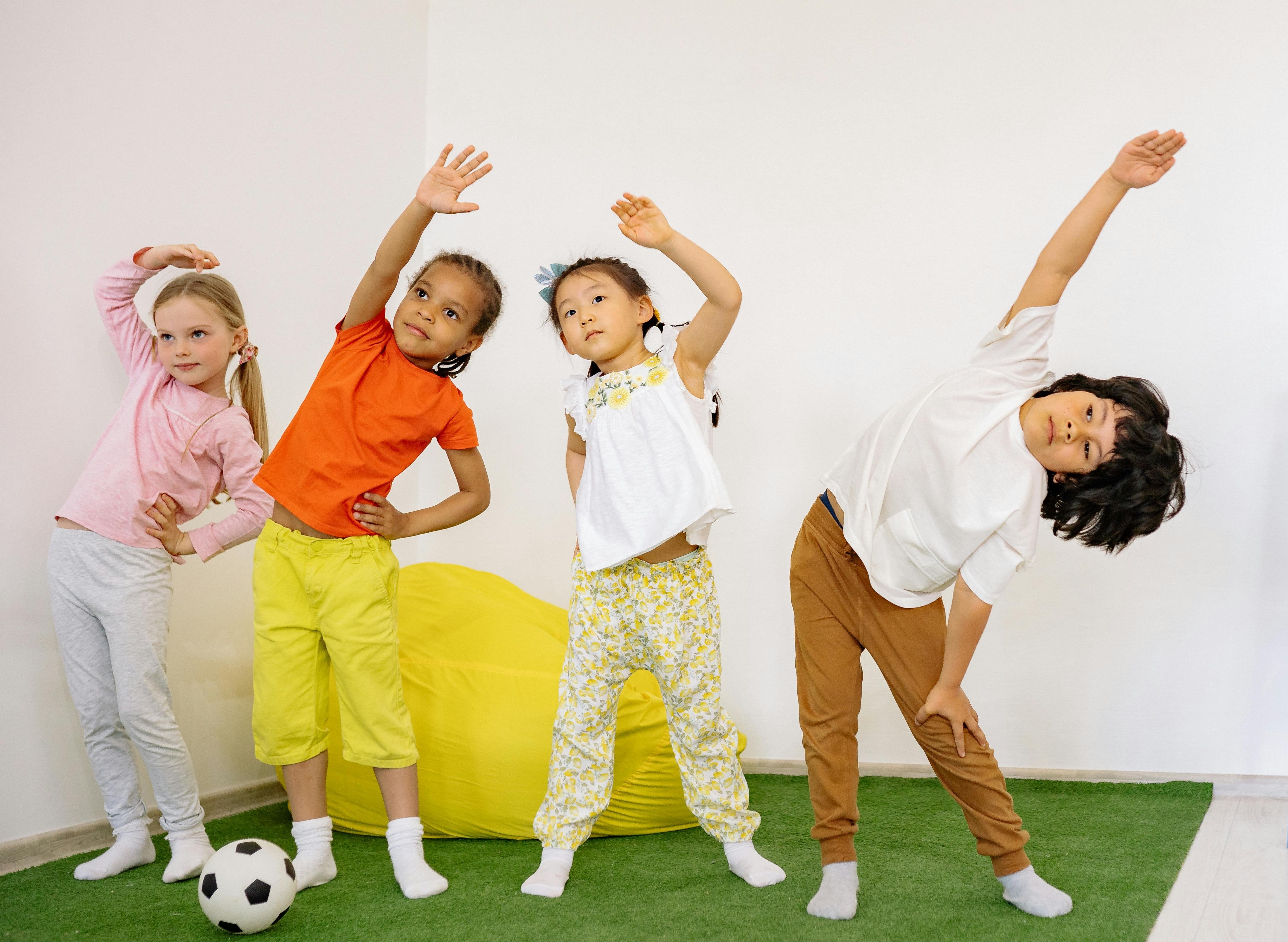 Gesundheit soll in alle Fächer miteingebunden&nbsp;und im gesamten Schulalltag gelebt werden - das soll das neue&nbsp;Dokument Gesundheitsfördernde Schule&nbsp;unterstützen. (Foto: LPA/Pexels. Das Foto darf nur in Zusammenhang mit dieser Pressemitteilung verwendet werden.)