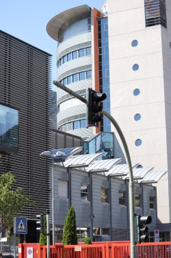 Un report stilato dall'ufficio federale tedesco per la protezione civile e l'assistenza ai disastri (BKK) ha previsto per le prossime ore la presenza di un oggetto spaziale di grandi dimensioni, rientrante nell'atmosfera terrestre. Dopo attente verifiche, la probabilità che il territorio italiano venga colpito dai detriti è irrilevante, sottolinea Klaus Unterweger, direttore dell'Agenzia di Protezione Civile. (Foto: ASP/Maja Clara)