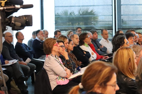 Beim ersten Tag des Kulturgüterschutzes wurden die verschiedenen Aspekte des Themas erörtert und mit Praxisbeispielen vertieft. (Foto: LPA/Maja Clara)