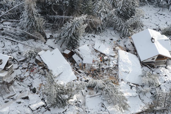 Am 13. Dezember 2012 geriet bei Sotrú in Abtei der orografisch rechte Talhang ins Rutschen, vier Häuser wurden zerstört. (Archivfoto: Landeswarnzentrum in der Agentur für Bevölkerungsschutz)