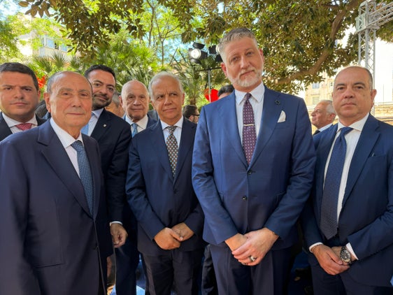 Giornata  di ricordo in occasione del 34esimo anniversario della strage di Capaci. Nella foto (da sinistra) il presidente della Regione Siciliana Renato Schifani, il vicepresidente della Provincia di Bolzano Marco Galateo, il ministro della Giustizia Carlo Nordio, il ministro dell'Interno Matteo Piantedosi e il ministro della Cultura Alessandro Giuli. (Foto: USP)

