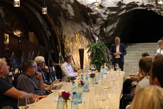 Bedeutung der Sicherheitsmaßnahmen für das gesamte Areal der Laimburg hervorgehoben: Landeshauptmann und Bevölkerungsschutzlandesrat Arno Kompatscher. (Foto: LPA/Sabine Pitscheider)