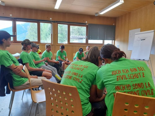 Was ist Geschiebe? Was ein Gefahrenzonenplan? Zum Abschluss der Woche wurde heute ein Quiz ausgefüllt. (Foto: LPA/Maja Clara)