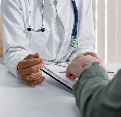 In futuro sarà possibile prenotare visite preoperatorie in tutti gli ospedali, indipendentemente dall'ospedale altoatesino in cui verrà eseguito l'intervento chirurgico e senza dover pagare alcun ticket sanitario.  (Foto: Pexels/Utilizzabile solo per la pubblicazione del comunicato).