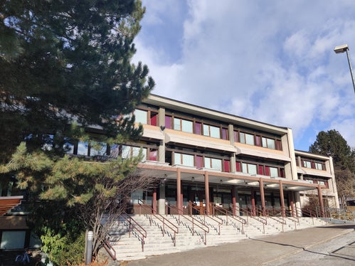 Der Schulsprengel Sterzing 3 wird nun amtsführend von Armin Haller, Direktor am Schulsprengel Sterzing 1, geleitet. (Foto: LPA/Margarete Mair)