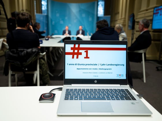 Un anno di Giunta. Gli assessori Marco Galateo e Luis Walcher hanno fornito una panoramica e presentato i loro progetti per il futuro nel corso dell'incontro con la stampa (Foto: USP/Fabio Brucculeri) 