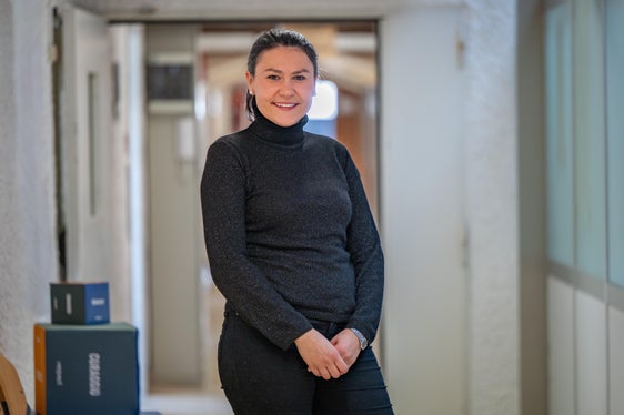 Ai 2 de forá 2026 surantól Irene Prinoth la direziun dl Istitut Ladin "Micurá de Rü". (Foto: USP/Greta Stuefer)